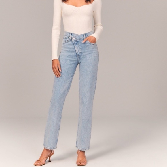 Abercrombie & Fitch Denim - Abercrombie 90s Straight Ultra High Rise Jeans Criss Cross Waist Light Blue A&F